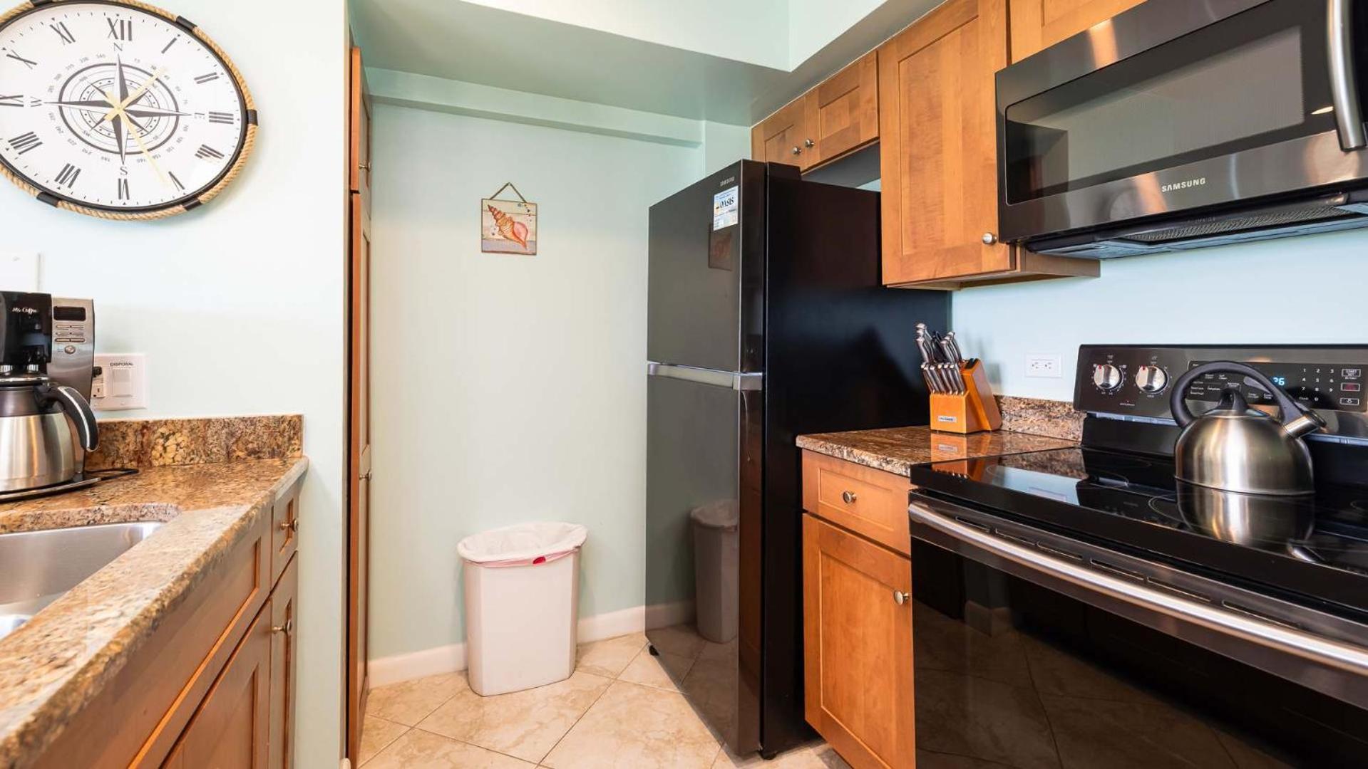 Apartment Sunrise Sanctuary - Floor Ocean Pointe 2415